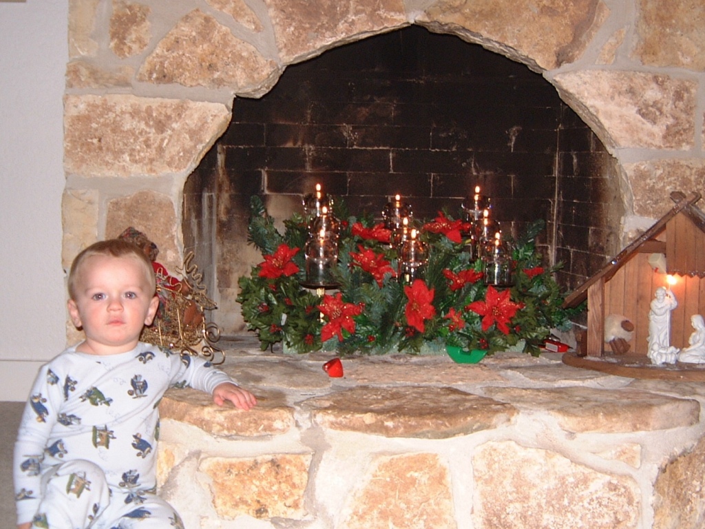 Hildebrand Christmas ScreenSaver/1024x768_2001-12-01 PreChristmas Fun Vale.jpg